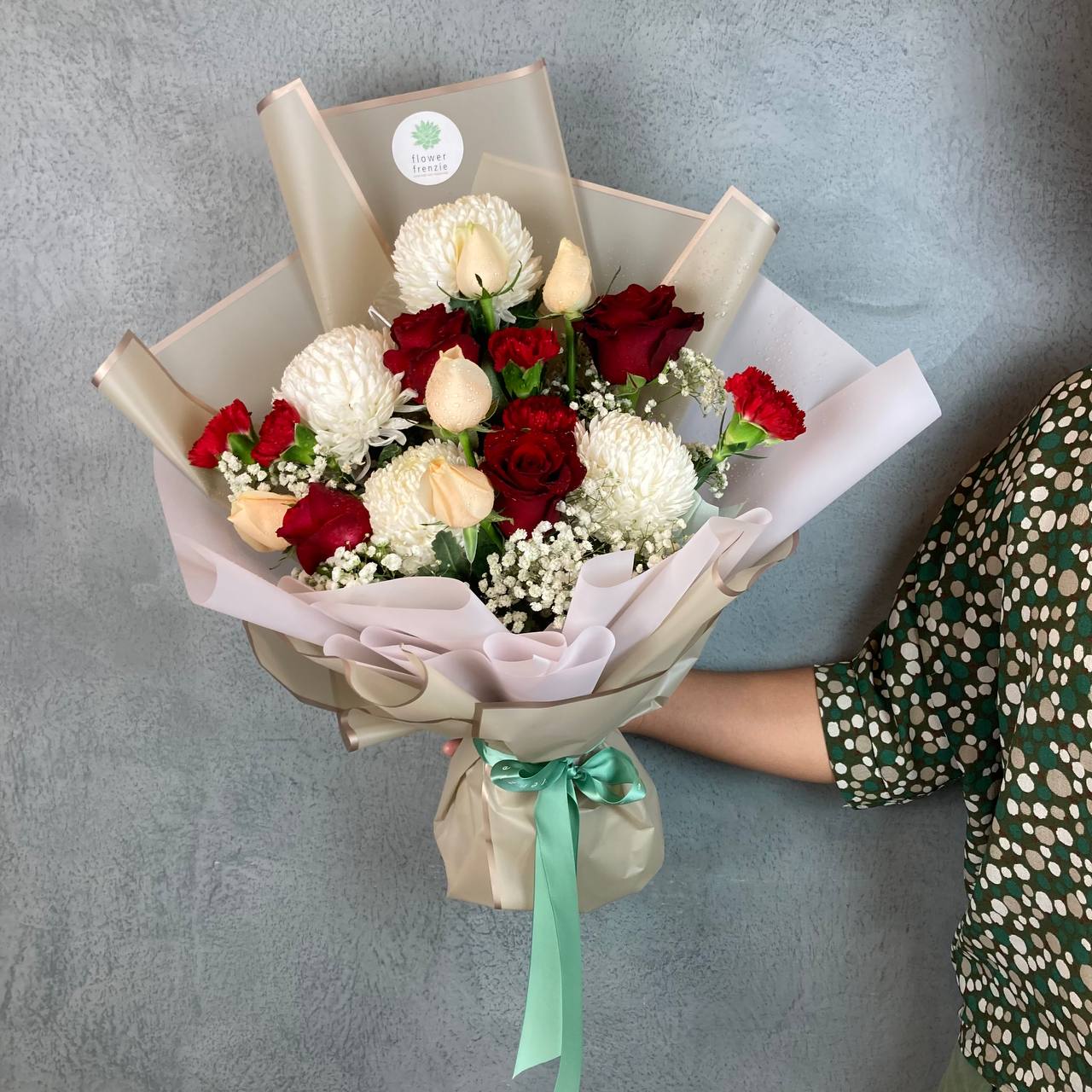 Mums and Rosie Bouquet