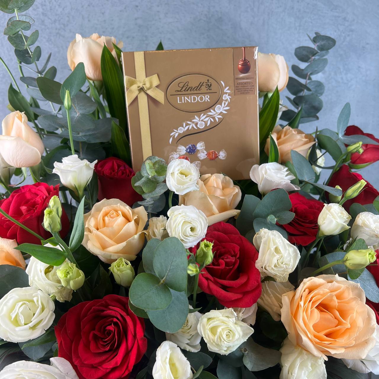 Premium Swiss Roses Basket