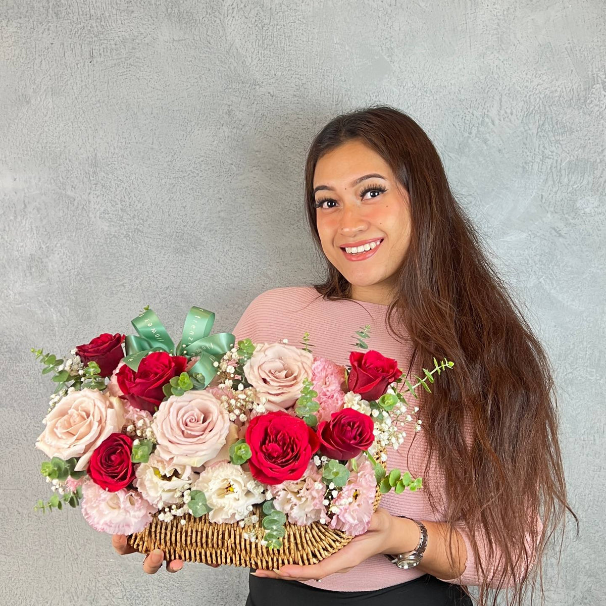 Eizleen Belle Basket