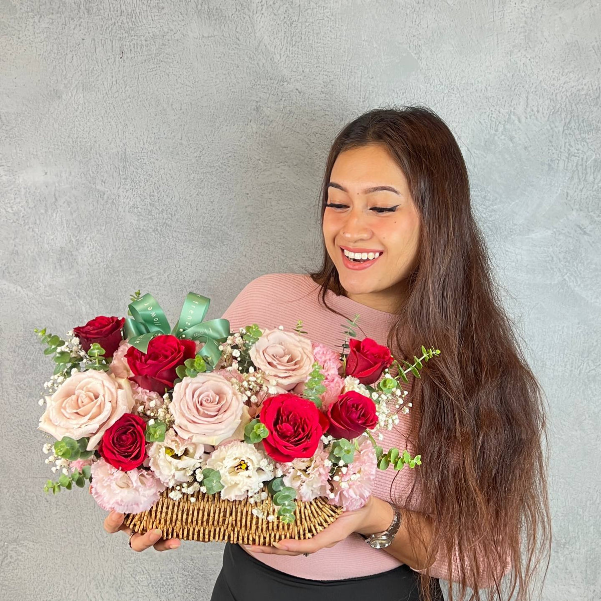 Eizleen Belle Basket