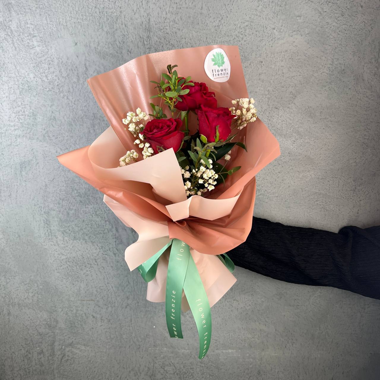 Frenzie BloomJoy Roses
