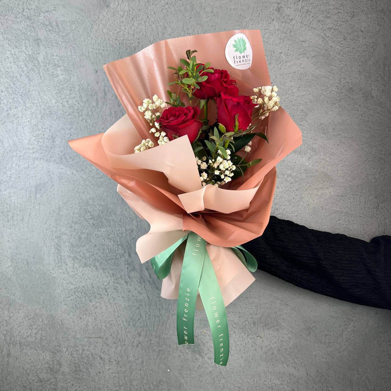 Frenzie BloomJoy Roses