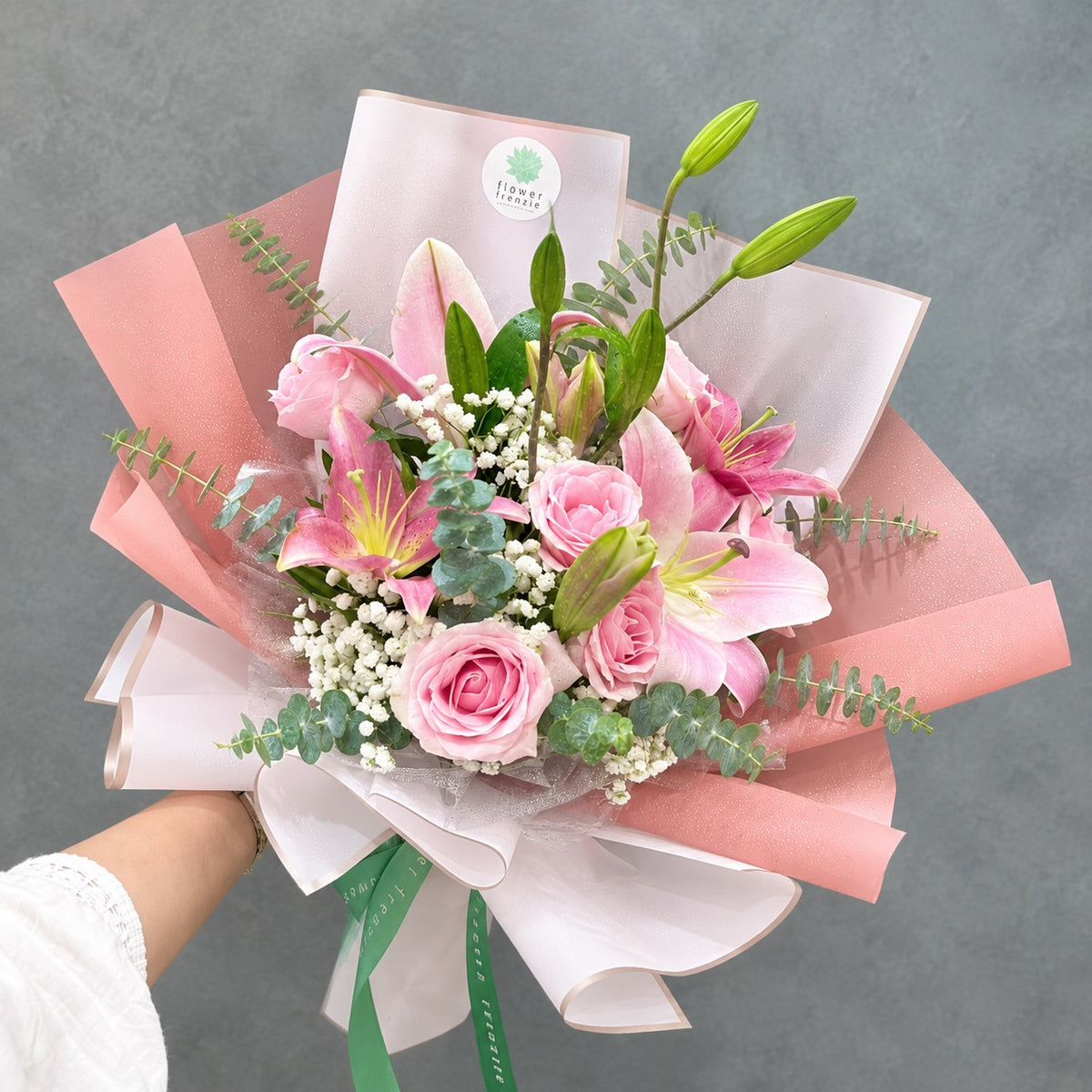 Lush Lily Bouquet