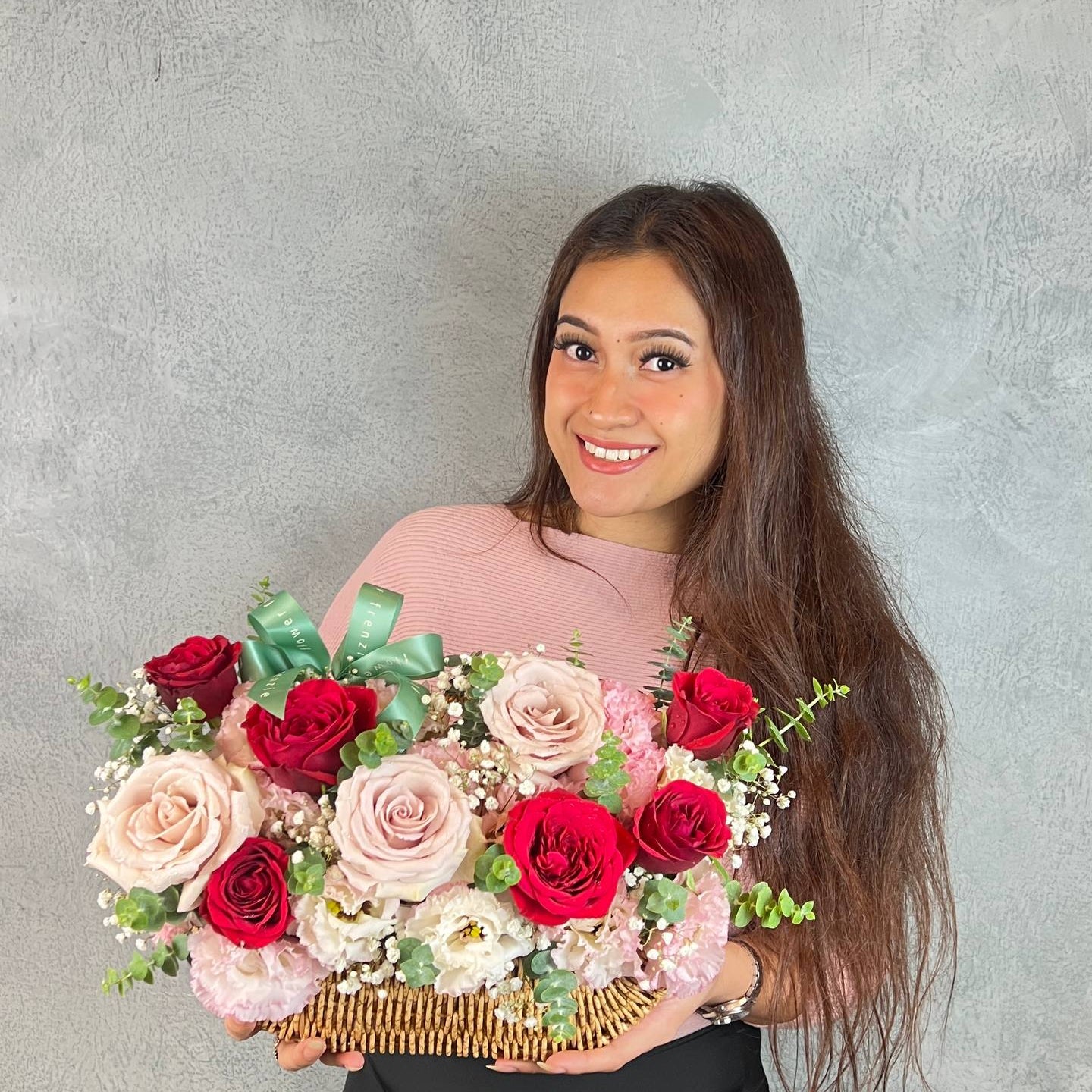 Eizleen Belle Basket