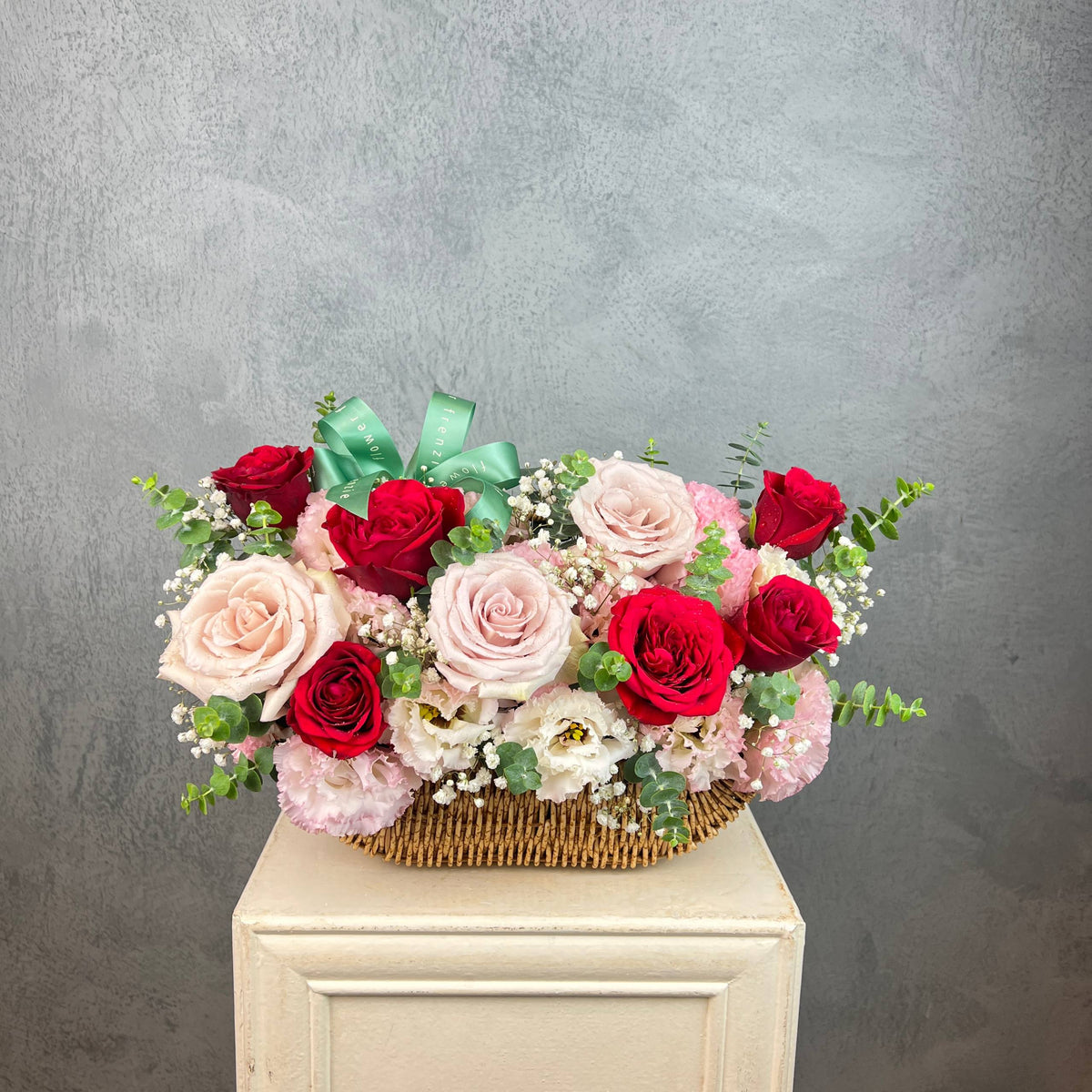 Eizleen Belle Basket