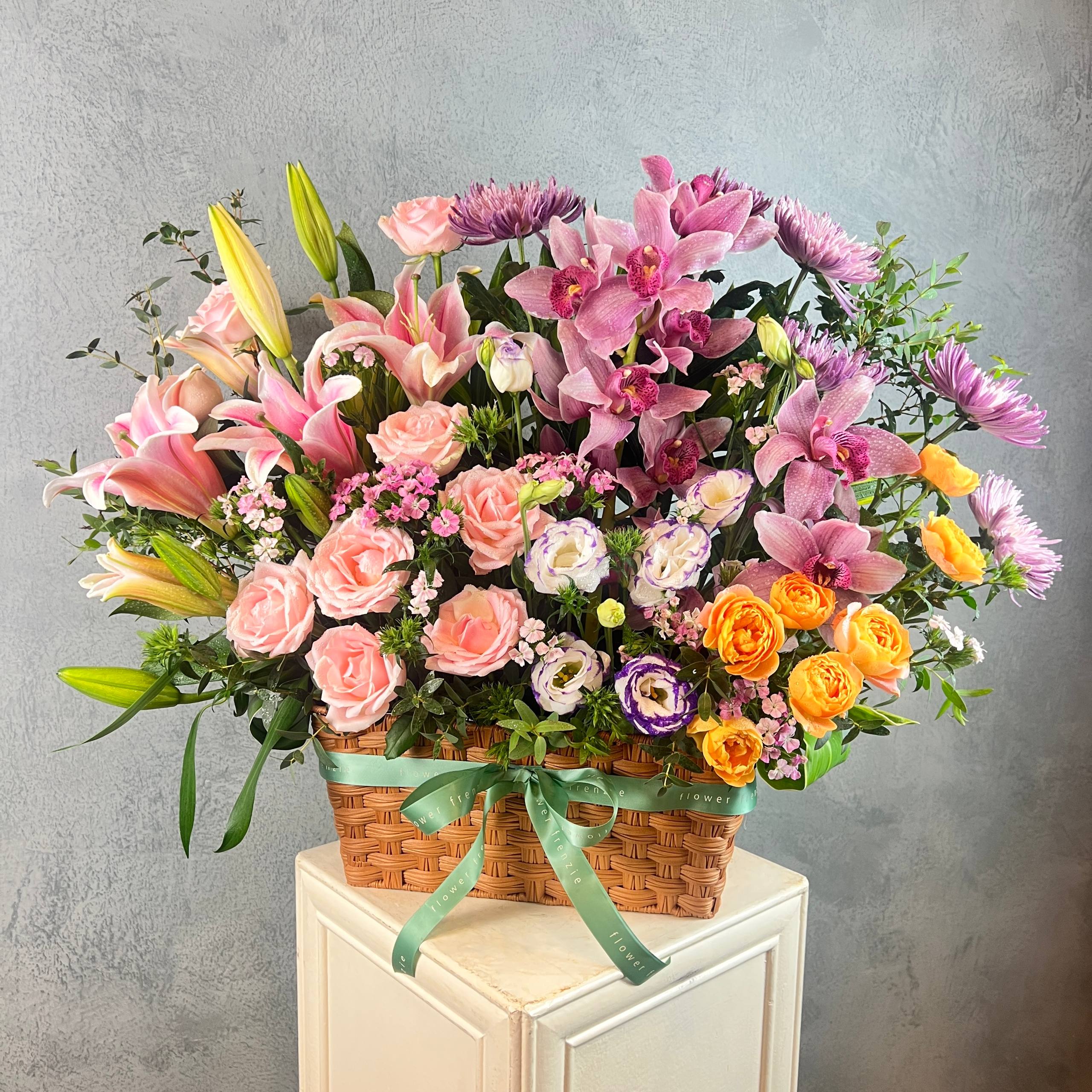 Love Symphony Basket