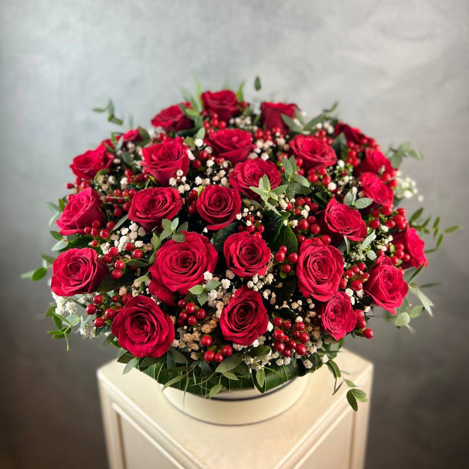 Roses and Berries Flower Box