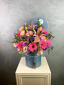 Mix Lilies & Carnations