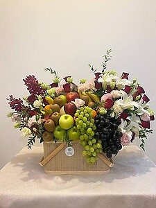 Customized Fruits and Flowers Basket