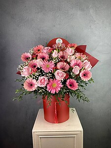 Pink Roses & Gerberas