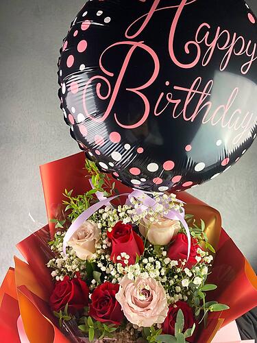 Mix Roses & Birthday Balloon